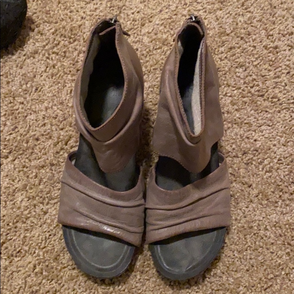 OTBT Shoes